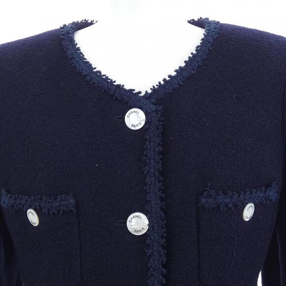 Vintage Chanel P07181v05365 Suit - Picture 6 of 9